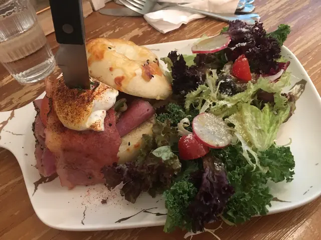 NewYorker with cheese bagel