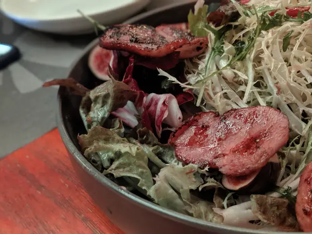 煙鴨胸無花果沙律