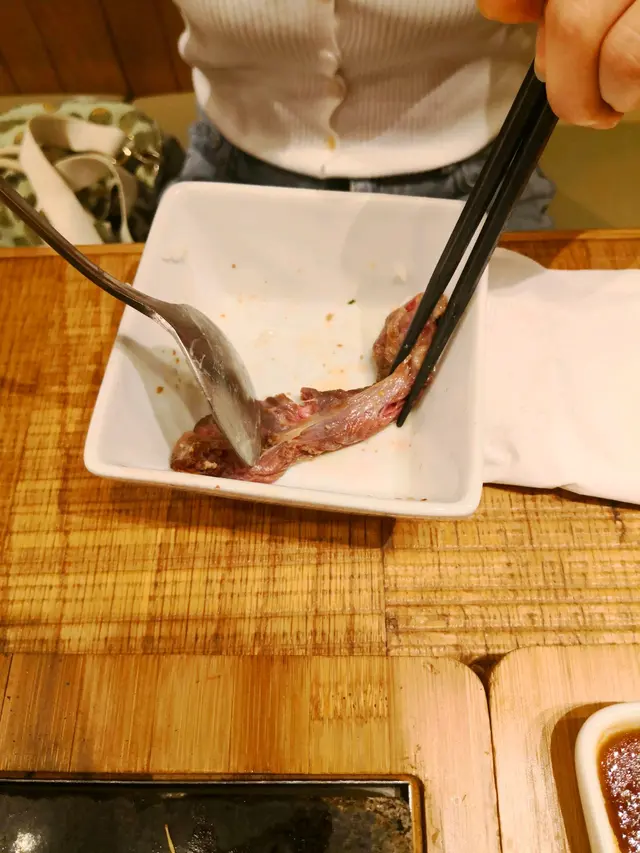 咬到牙崩都食吾到