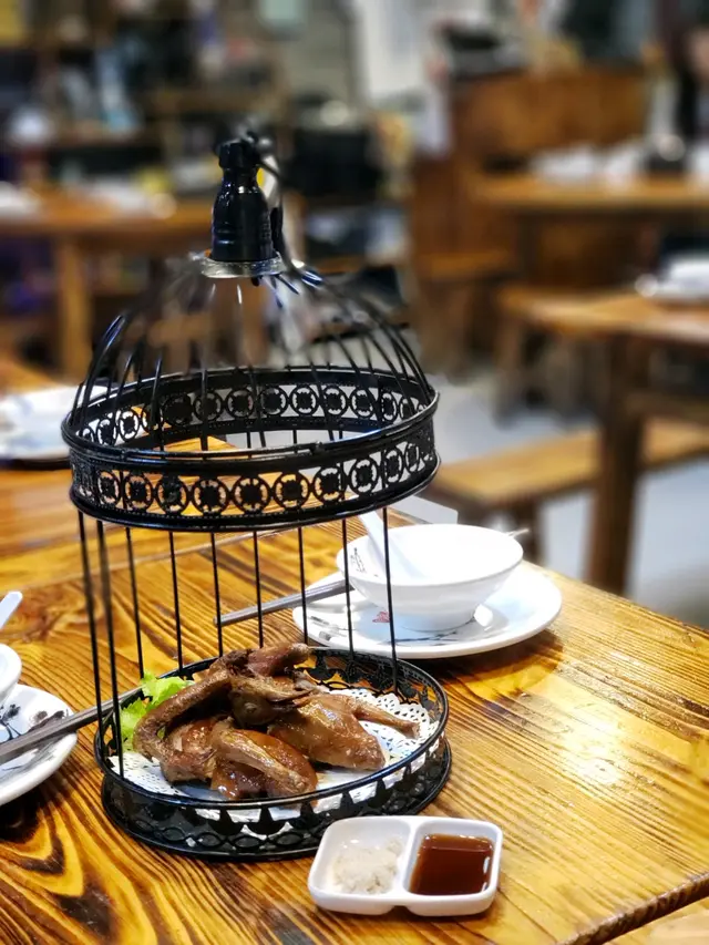 紅燒籠中BB鴿子