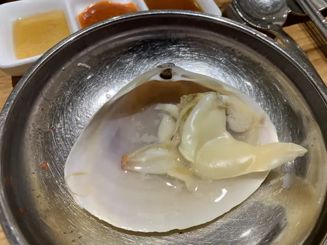 好大隻,😍
鮮甜多汁,正到連湯汁都飲埋!😋