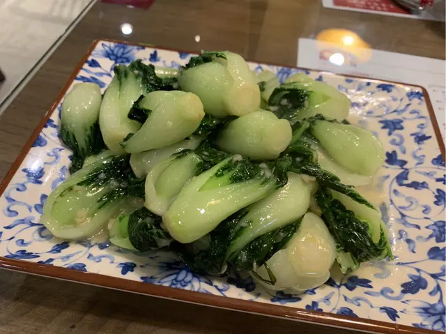 蒜蓉炒白菜仔