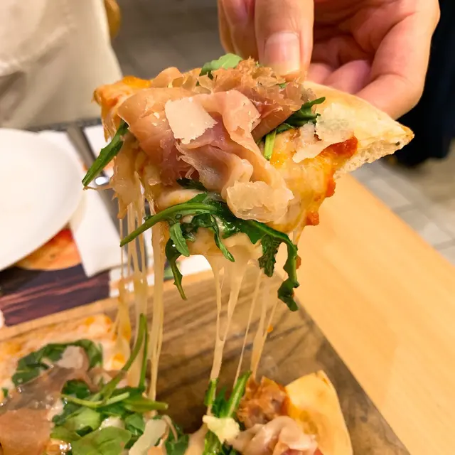 巴馬火腿配火箭菜