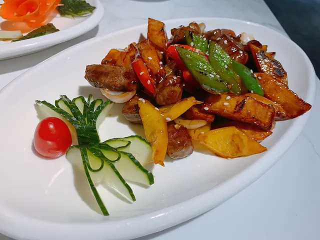 鑊氣未夠，材料新鮮