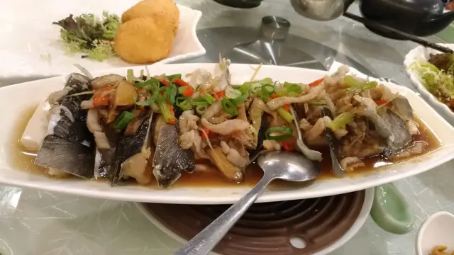 古法蒸魚頭(另加)