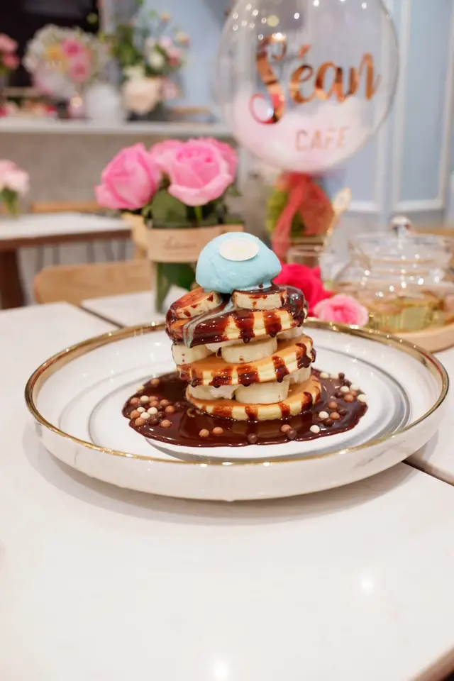 香蕉朱古力配香草雪糕