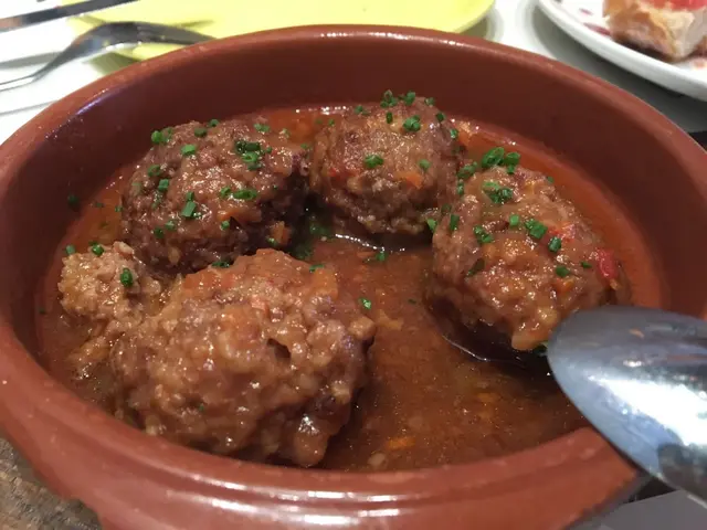 ALBONDIGAS