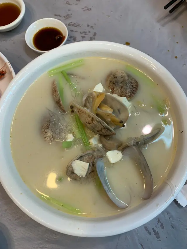 魚翁蜆皇湯