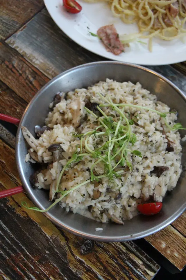 黑松露蘑菇意大利飯