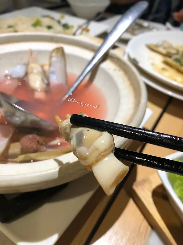 紅菇鮮蟶湯($198兩款)