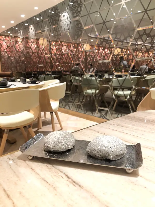 富士竹炭叉燒包