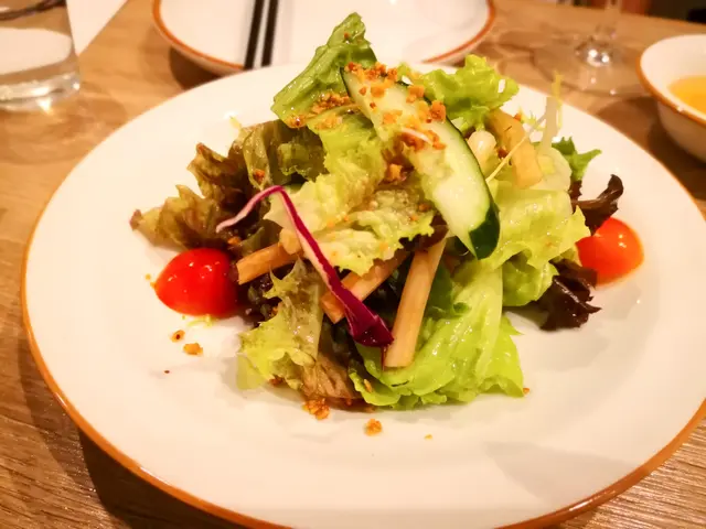 蓮藕心鮮蝦沙律