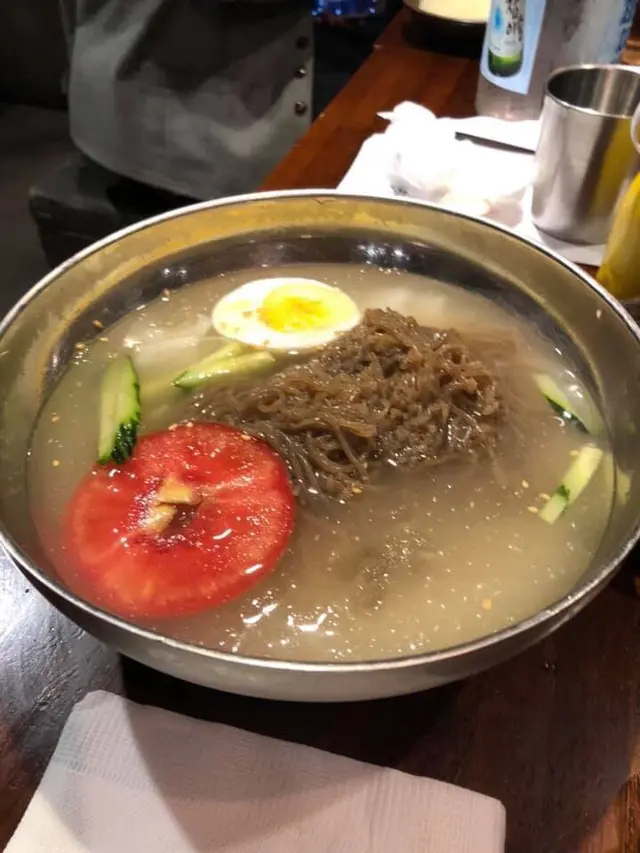 食完個口冰冰涼涼好舒服，不過冇咩材料係個麵入面