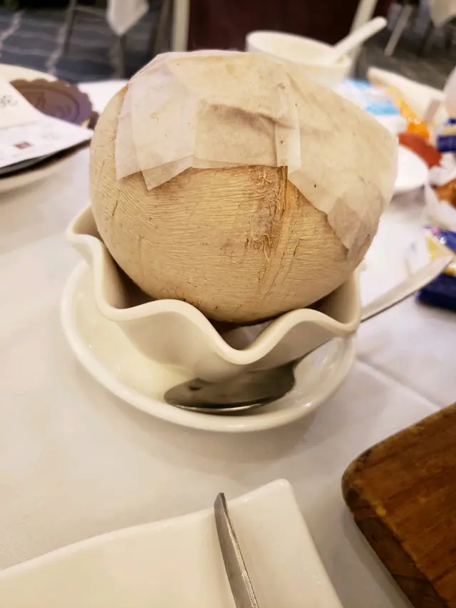 原個椰皇燉燕窩