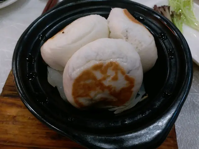 花雕酒香煲仔叉燒包
