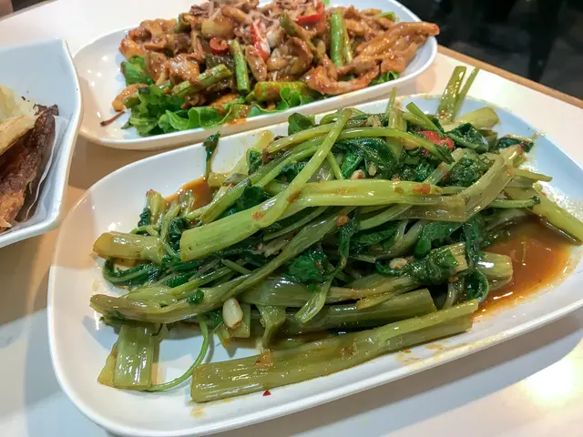 馬拉盞炒通菜
