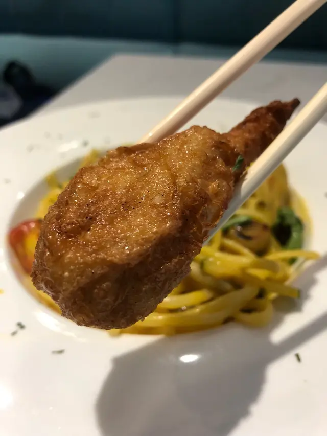 田園南瓜野菌忌廉燴肩意粉配香脆腐皮卷