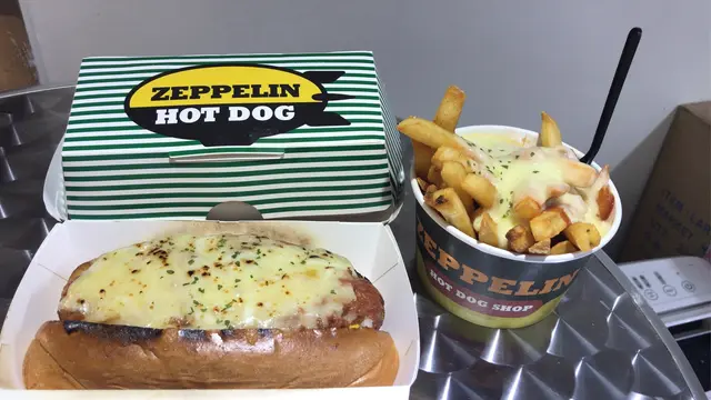 芝士大薯條，芝士辣肉醬熱狗