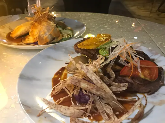 美國肉眼牛扒配燒肉汁