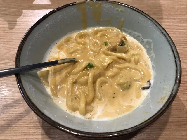 咖哩忌廉烏冬（雞肉）