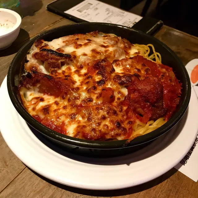 紅白駌鴦焗意粉