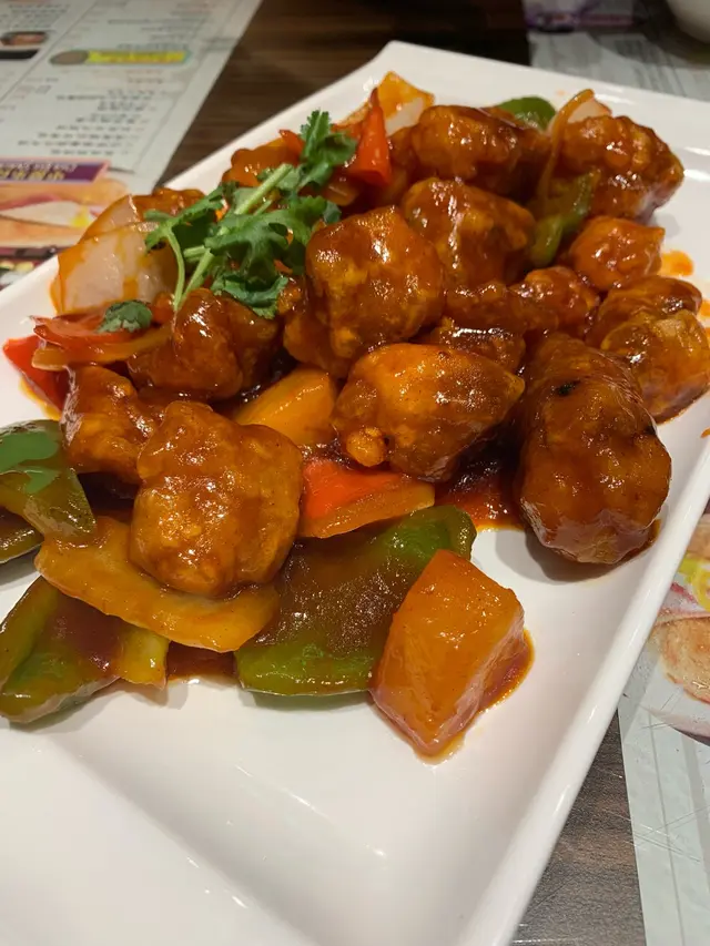 菠蘿咕嚕肉