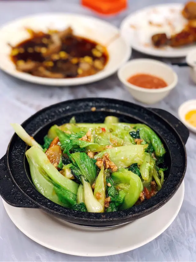 啫啫生菜煲