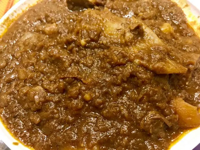 咖哩崩沙腩大辣