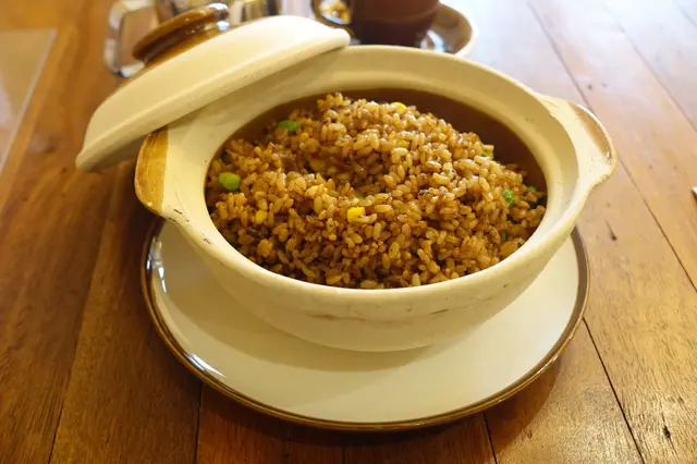 伊比利亞豚肉蛋16穀炒飯