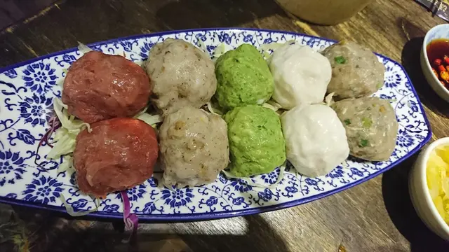 滾得囍宮廷手打丸拼盤