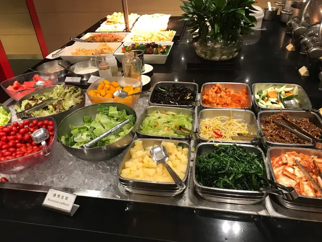 各式各樣前菜及沙律