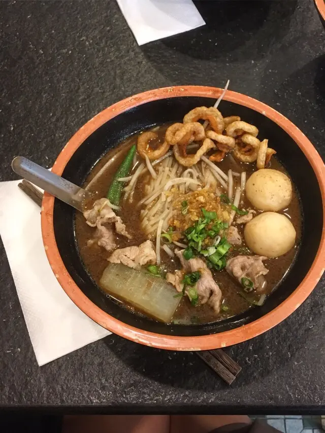 黑豚肉船湯