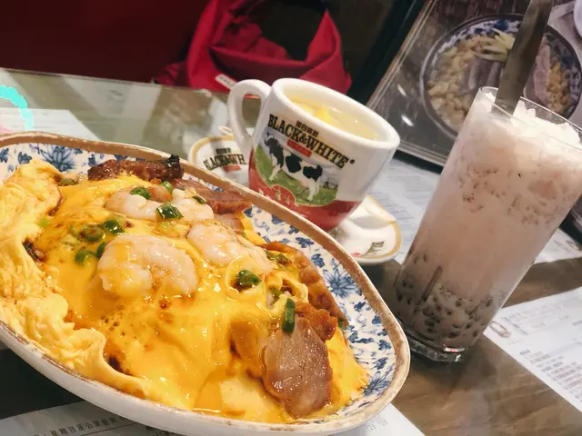 叉燒炒滑蛋蝦仁飯
