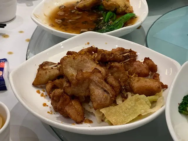 香口，椒鹽味好夠，豬排厚度適中，食落都啖啖肉
