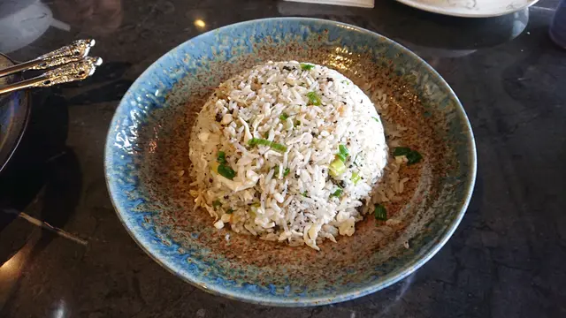 松露瑤柱蛋白炒飯