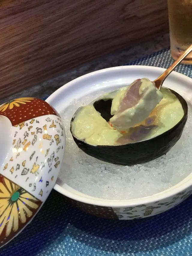 牛油果刺身他他