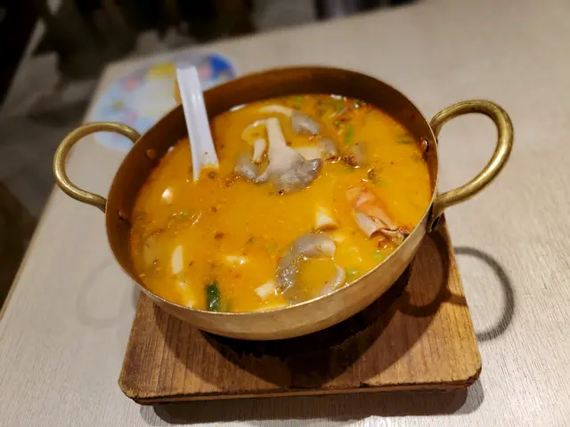 泰人大頭蝦冬蔭湯