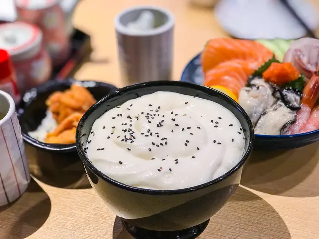 白咖喱烏冬
