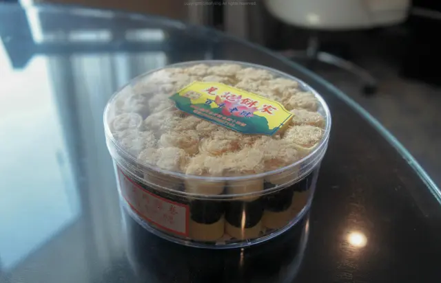 紫菜肉鬆蛋卷