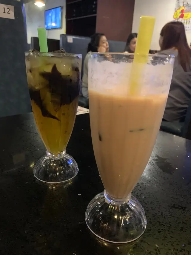 台式飲品如仙草奶茶、仙草冬瓜茶、奶蓋綠茶等都係任飲架！