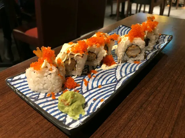 炙燒芝士大蝦飯卷