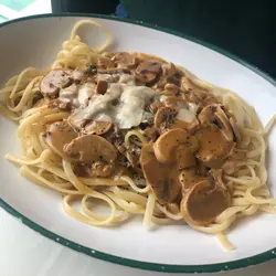 黑松露牛肝菌忌廉蘑菇扁意粉