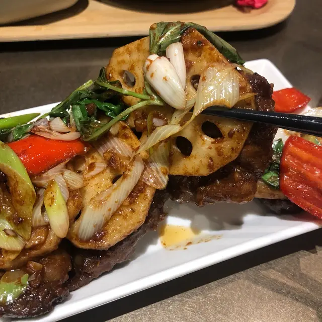 沙嗲玉藕帶骨牛小排