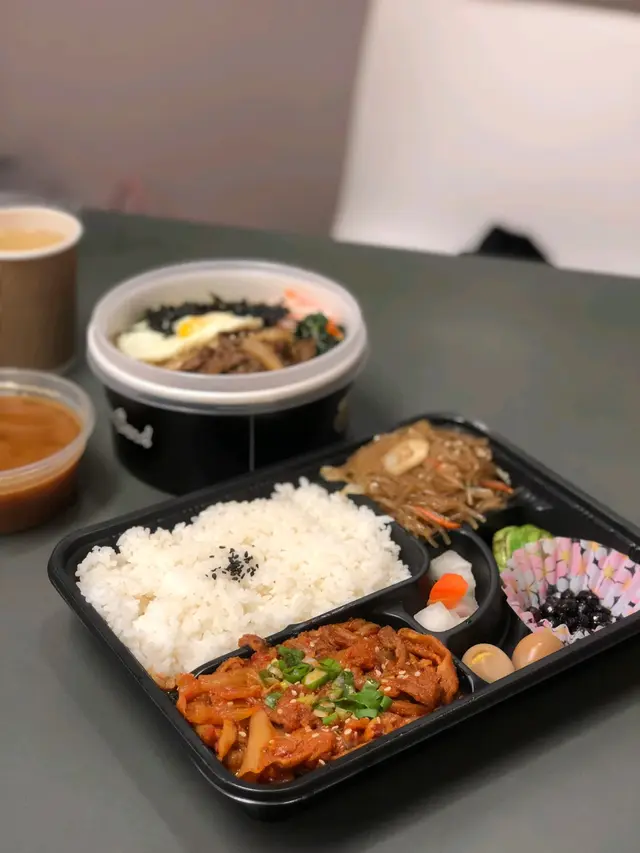 泡菜豬肉韓式便當