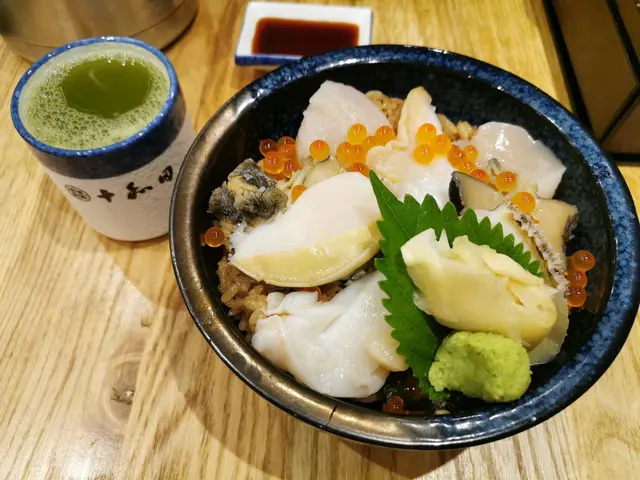 海貝丼