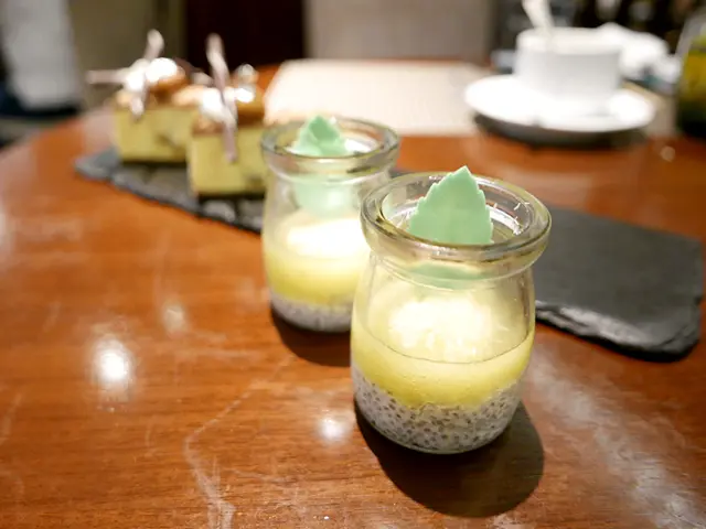 椰香菠蘿奇亞籽布甸