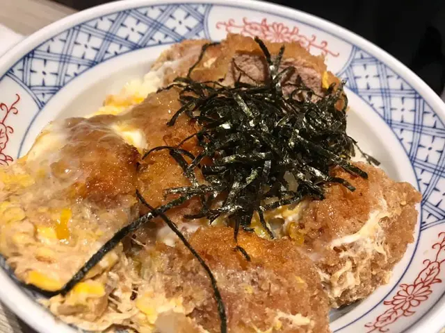 滑蛋吉列豬柳飯