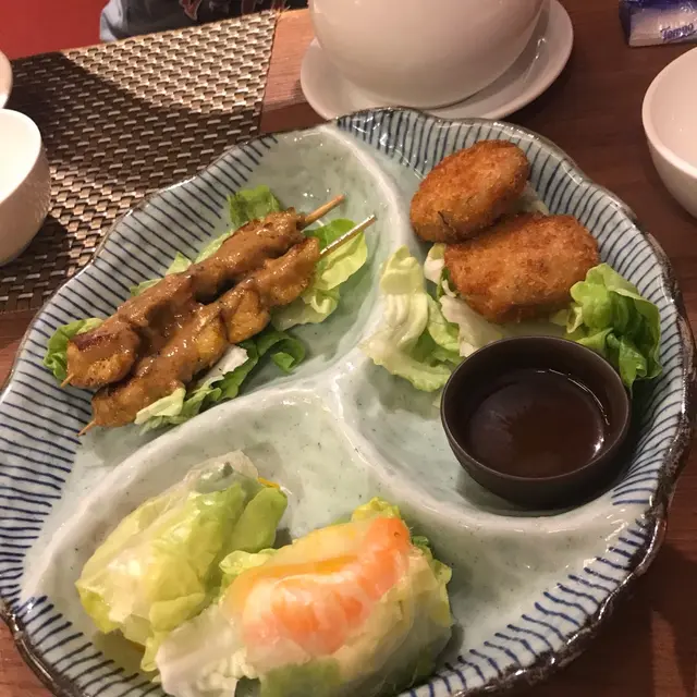 泰式拼盤