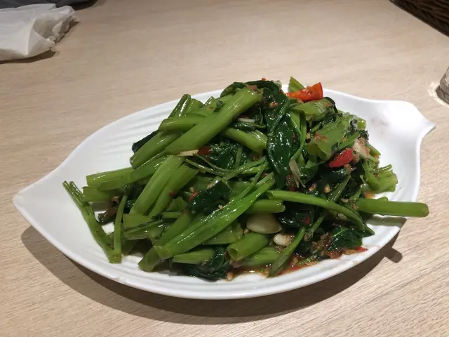 馬拉盞炒通菜