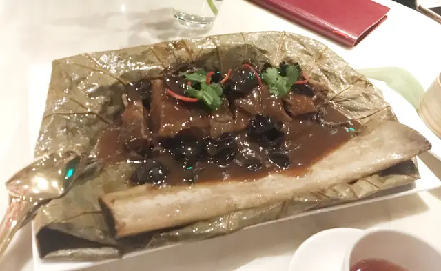 荷葉菌香牛肋肉